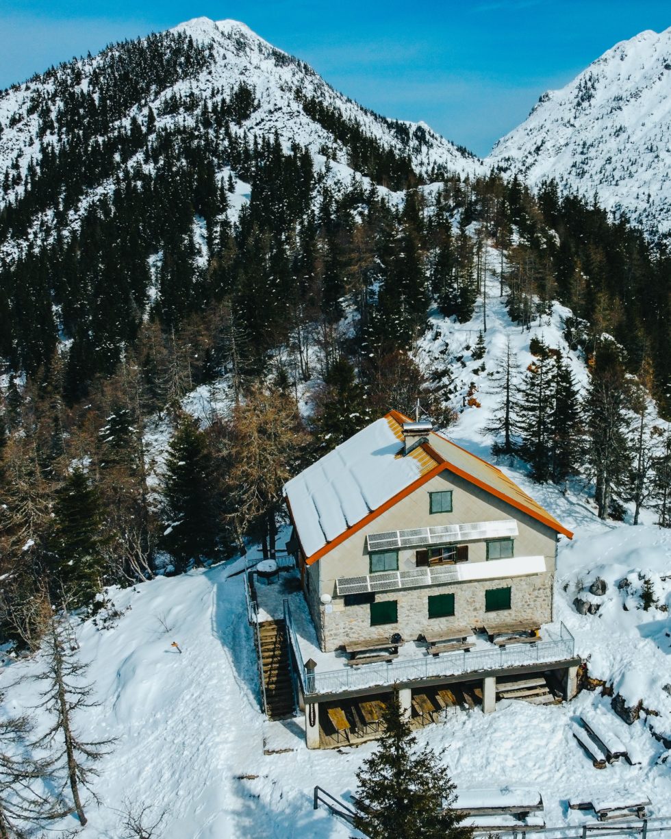 how-to-get-the-most-from-solar-panels-on-overcast-days-this-winter